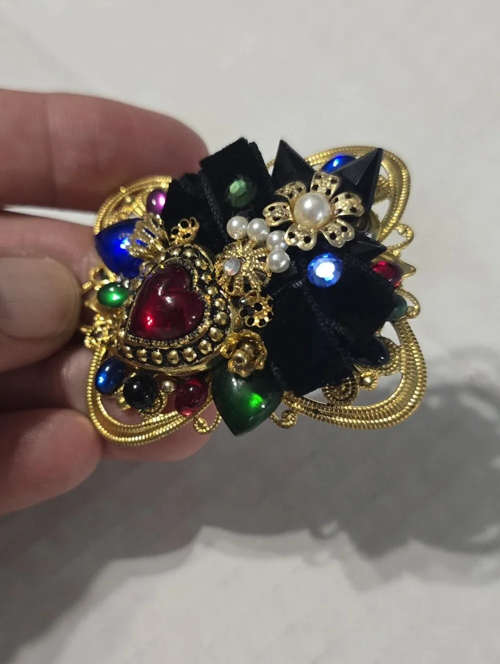 Lot Of 3 Brooch Pin Clip On Earrings Linda Modell Handarbeit München Set Gems